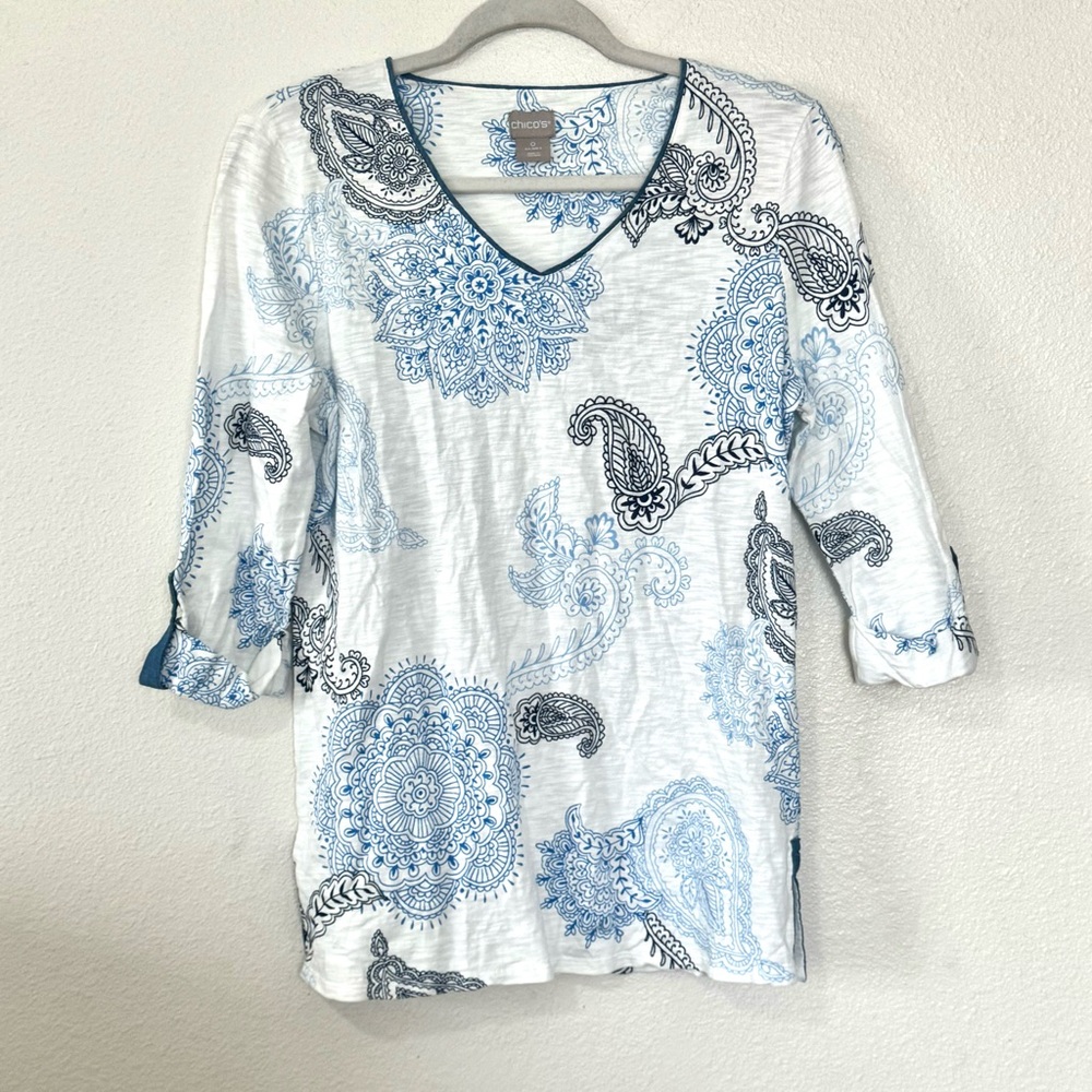 Chicos Blue White Paisley Toile V Neck Top Tunic Size 0 S Small